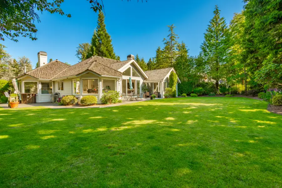Artificial Lawn Installation And Weed Prevention in Visalia, CA